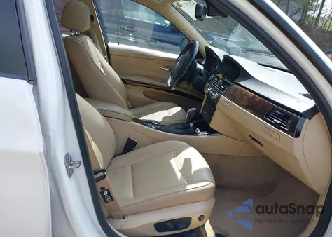 2011 BMW 3 Series xDrive из США, поврежденный, VIN WBAPK5G50BNN29913